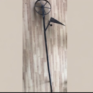 Manual Single-Wheel Push Weeder for Agricultural Weed Removal
